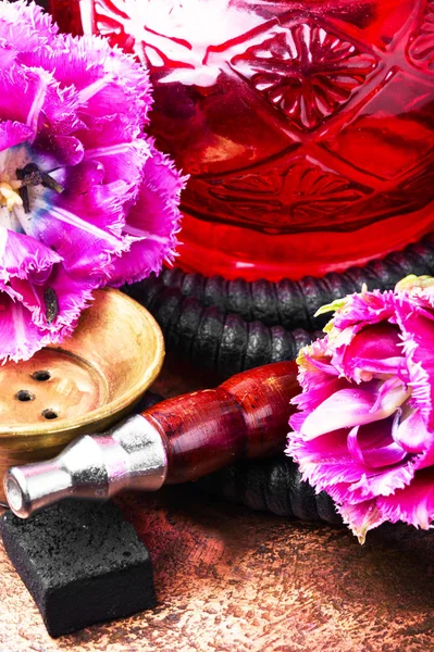 Hookah tabaco oriental com aroma floral — Fotografia de Stock