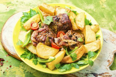 fırında etli patates