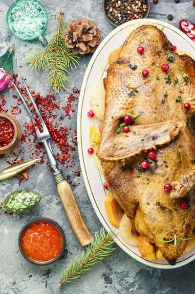 Ganso de Navidad asado . — Foto de Stock