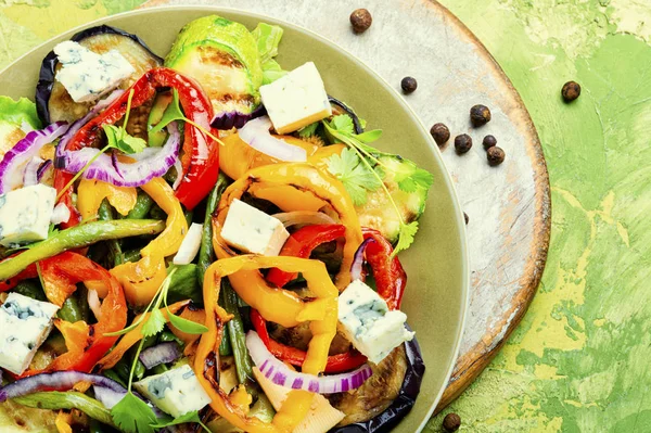 Salada de legumes grelhados — Fotografia de Stock