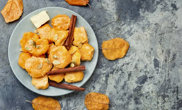 Homemade dumplings lazy — Stock Photo, Image