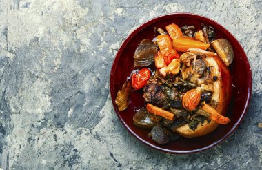 Domuz boğumlu tabak.