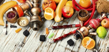 Doğulu meyve shisha