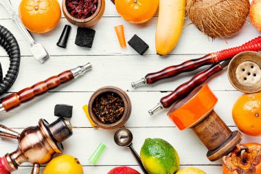 Doğulu meyve shisha