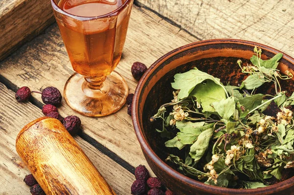 Espino Seco Hojas Bayas Vaso Con Tintura Curativa Medicina Herbal —  Fotos de Stock