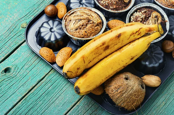 Lekkere Muffins Met Banaan Noten Kokos Zelfgemaakte Banaan Noot Muffins — Stockfoto