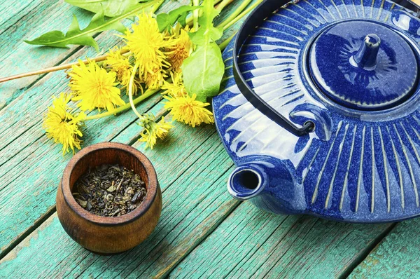 Hierbas Fragantes Dientes León Florecientes Flores Medicina Herbal — Foto de Stock