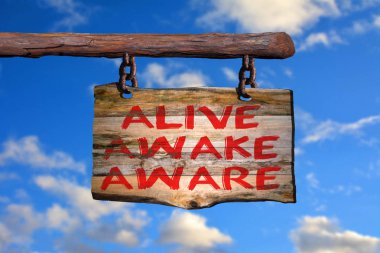 Alive uyanık farkında