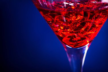 Sevgililer günü için kokteyl kırmızı