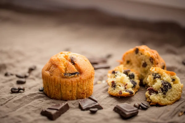 チョコレートと plumcake — ストック写真