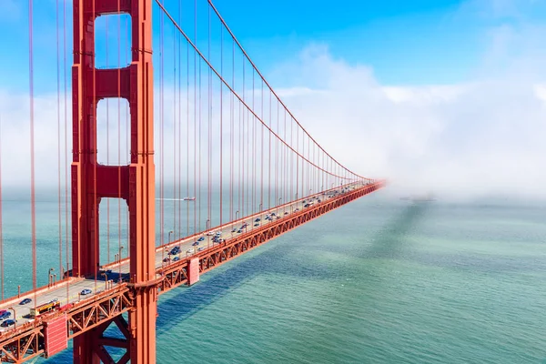 Golden Gate Köprüsü Karşı Bulutlar Yaz Gün California Abd — Stok fotoğraf