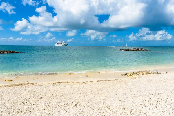 Crucero Mar Caribe Cerca Playa Paradise Fort Zachary Taylor Park —  Fotos de Stock