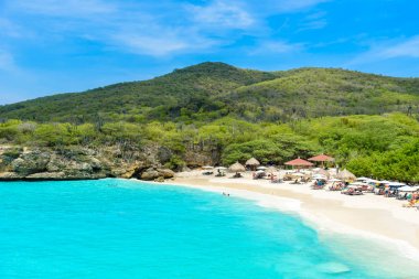 Grote KNIP plaj beyaz kum ve turkuaz su, Curacao, Hollanda Antilleri.