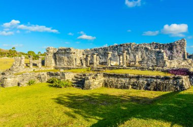 Tulumin gündüz, Quintana Roo, Meksika Maya kalıntıları.