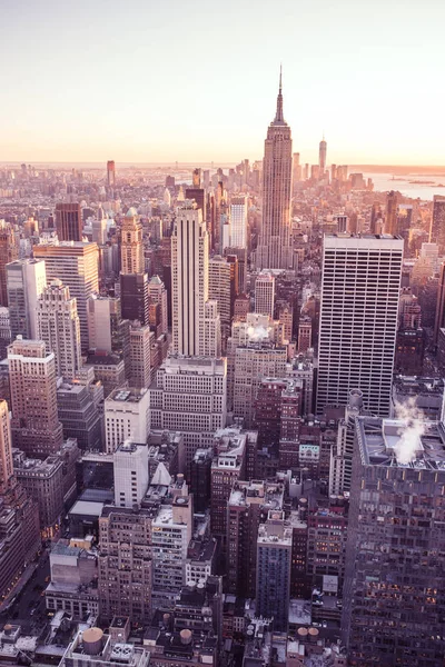 Observando Vista Horizonte Centro Manhattan Com Famoso Empire State Building — Fotografia de Stock