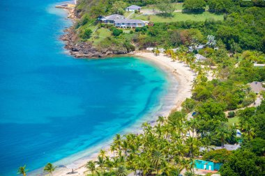 Shirley Heights, Antigua, cennet defne Karayip Denizi tropikal Adası'nda İngilizce Harbor görünümünden