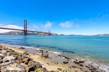 Golden Gate Köprüsü San Francisco - torpido Wharf, Kaliforniya, ABD açısından.