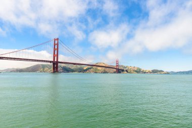 Golden Gate Köprüsü San Francisco - torpido Wharf, Kaliforniya, ABD açısından.