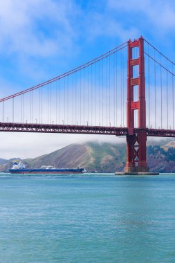 Golden Gate Köprüsü San Francisco - torpido Wharf, Kaliforniya, ABD açısından.