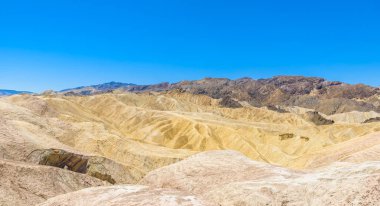 Zabriskie noktası - renkli sırtlar ve kum oluşumu, ölüm Vadisi Milli Parkı, Kaliforniya, ABD.