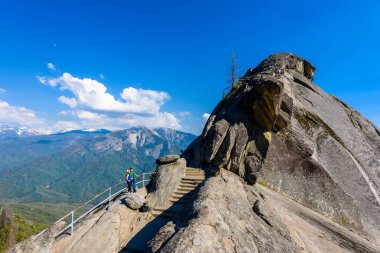 Fiyatı Moro Rock. Hiking Sequoia National Park, Kaliforniya, ABD