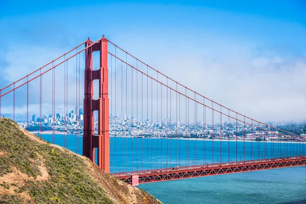 Golden Gate Bridge Skyline San Francisco Background Beautiful Sunny Day — Stock Photo, Image