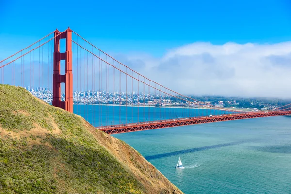 Golden Gate Köprüsü San Francisco Manzarası Içinde Belgili Tanımlık Geçmiş — Stok fotoğraf