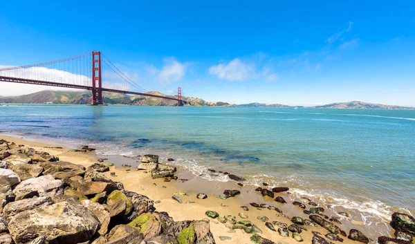 Golden Gate Köprüsü San Francisco Torpido Wharf Kaliforniya Abd Açısından — Stok fotoğraf