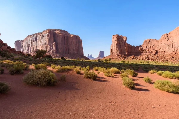 Scenic Drive Dirt Road Monument Valley Famous Buttes Navajo Tribal — Stock Photo, Image