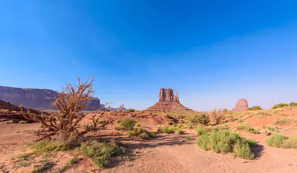 Scenic Drive Dirt Road Monument Valley Famous Buttes Navajo Tribal — Photo