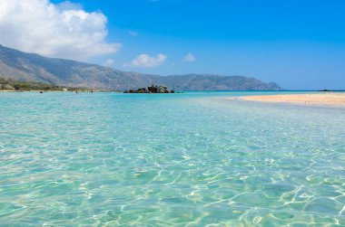 Cennet plaj turkuaz su Elafonisi, Crete, Yunanistan.