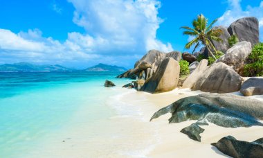 Kaynak dargent Beach adlı ada La Digue, Seyşel Adaları.