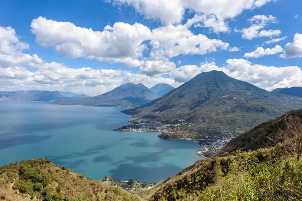 Viewpoint Sjön Atitlan Med Tre Vulkorna San Pedro Atitlan Och — Stockfoto