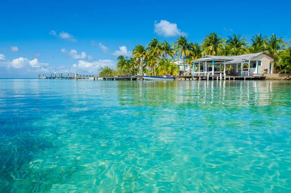 Cayos Belice Pequeña Isla Tropical Barrera Coral Con Playa Paradisíaca — Foto de Stock