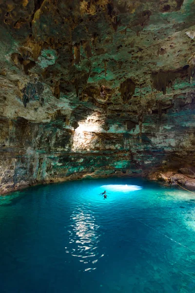 Cenote Samula Dzitnup Pobliżu Valladolid Jukatan Meksyk — Zdjęcie stockowe