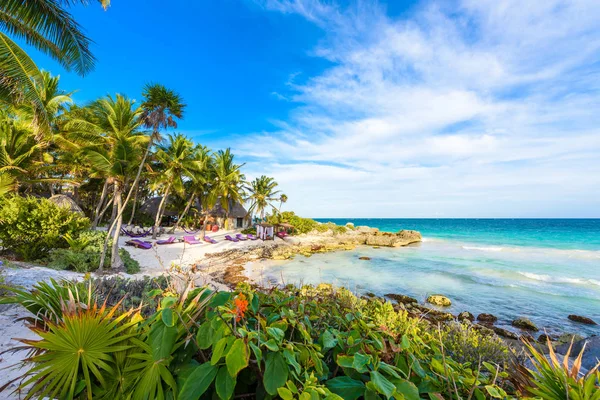 Rekreace Paradise Beach Resort Tyrkysovými Vodami Karibského Moře Tulum Nedaleko — Stock fotografie