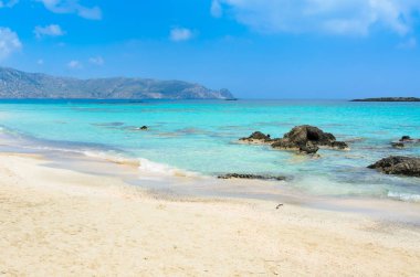 Cennet plaj turkuaz su Elafonisi, Crete, Yunanistan.
