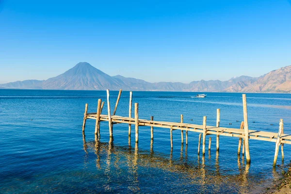 Cais Madeira Lago Atitlan Praia Panajachel Guatemala — Fotografia de Stock