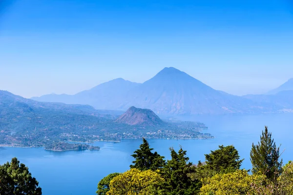 Panoramautsikt Över Sjön Atitlan Och Vulkan Högländerna Guatemala — Stockfoto