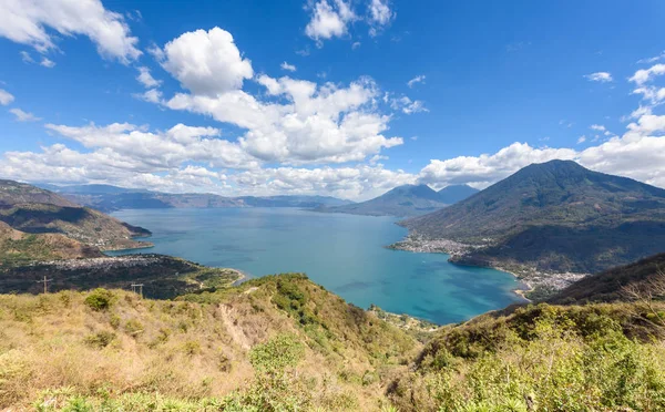 Küçük köylere San Pedro, San Marcos, San Juan ve Panajachel lake Atitlan Guatemala highland, panoramik görünüm.
