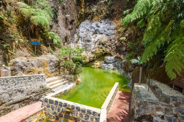 Fuentes Georginas - Kaplıcalar Zunil ve Quetzaltenango, Xela, Guatemala çevresinde doğal Havuzu.