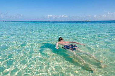 Dalış, Dalış ve rahatlatıcı tatil - Karayip Denizi, Belize, Orta Amerika için bilinen Belize Cayes - küçük tropik ada Barrier Reef adlı-Cennet plaj ile-