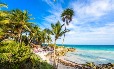 Tulum, Meksika, Karayipler deniz paradise beach Resort turkuaz suları ile eğlence.