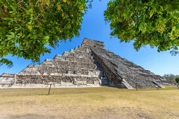 Chichen Itza Piramida Castillo Majowie Ruiny Świątyni Yucatan Meksyk — Zdjęcie stockowe