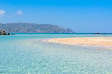Cennet plaj turkuaz su Elafonisi, Crete, Yunanistan.