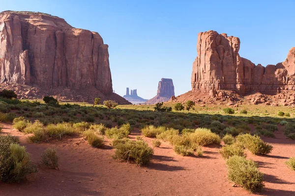 Scenic Drive Dirt Road Monument Valley Famous Buttes Navajo Tribal — Stock Photo, Image
