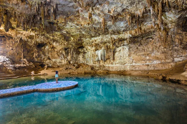 Chica Cenote Suytun Valladolid Yucatán México — Foto de Stock