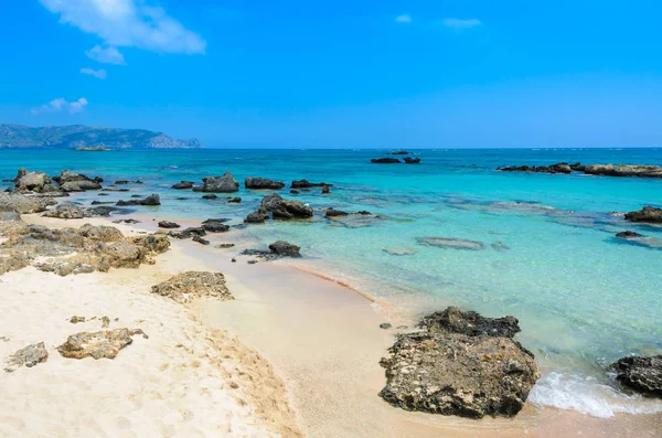 Elafonisi クレタ島 ギリシャの青緑色の水とパラダイス ビーチ — ストック写真