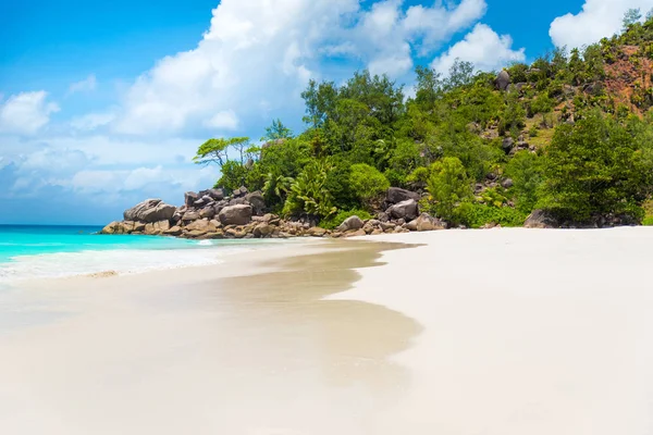 Cennet Plaj Anse Georgette Praslin Seyşel Adaları Temizleyin — Stok fotoğraf