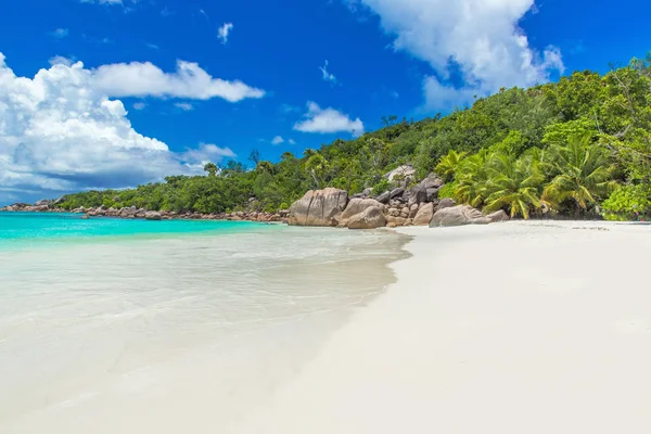 Anse Lazio Playa Del Paraíso Con Arena Blanca Agua Turquesa — Foto de Stock